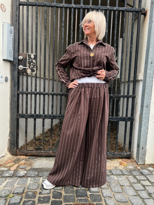 Aurora Brown Stripe Pant