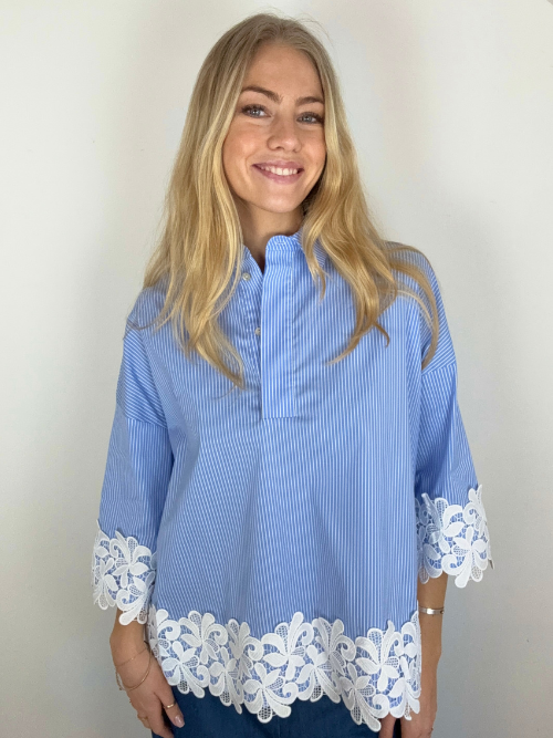 Klara Stripe Embrodery Shirt Blue Stripe