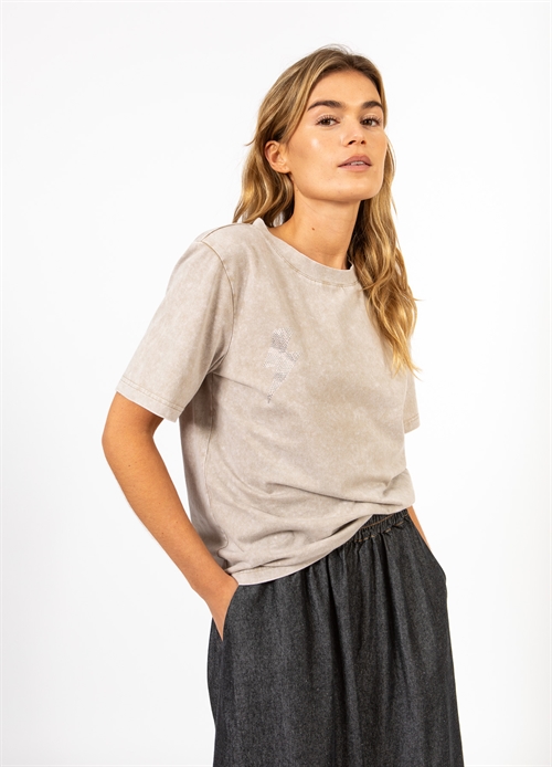 Lightning Tee Washed Sand Mid Sleeve