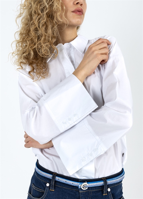 Shirt w. Pleats White