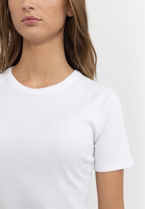 Blossom White Short Sleeve O-neck Rib T-shirt
