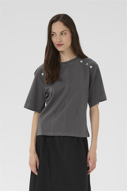 Della Tee Thunderstorm