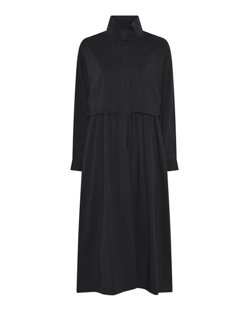 Vilda Black Dress
