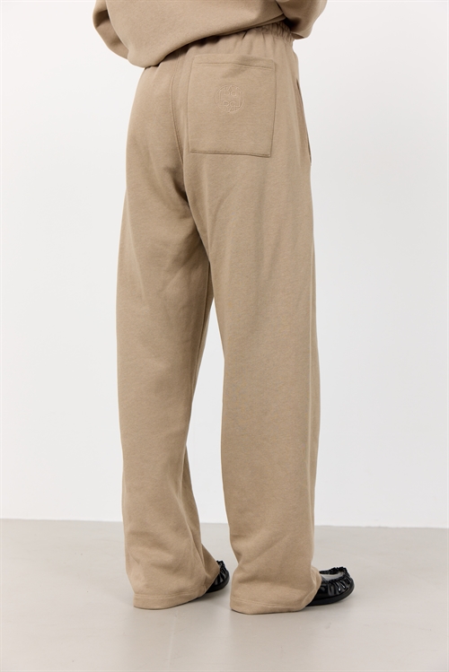 Nuka 15 Pant Greige 