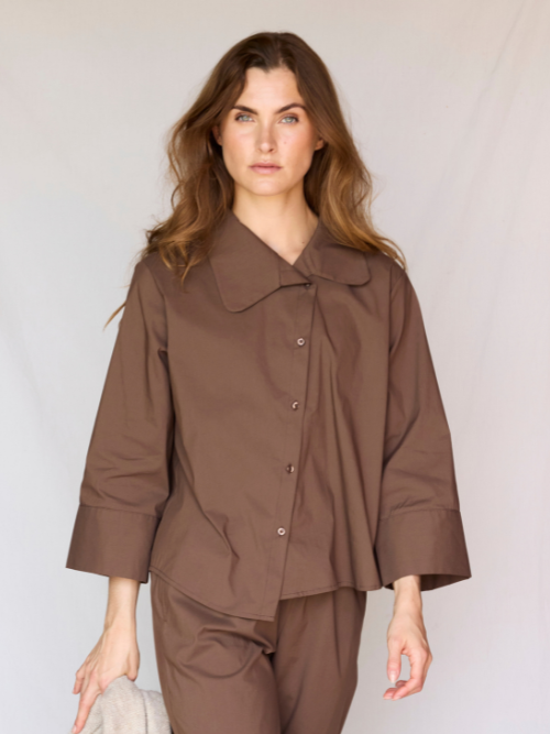 Amara 3/4 Shirt Bitter Chocolate