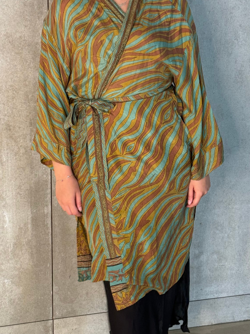 Short Plain Kimono 